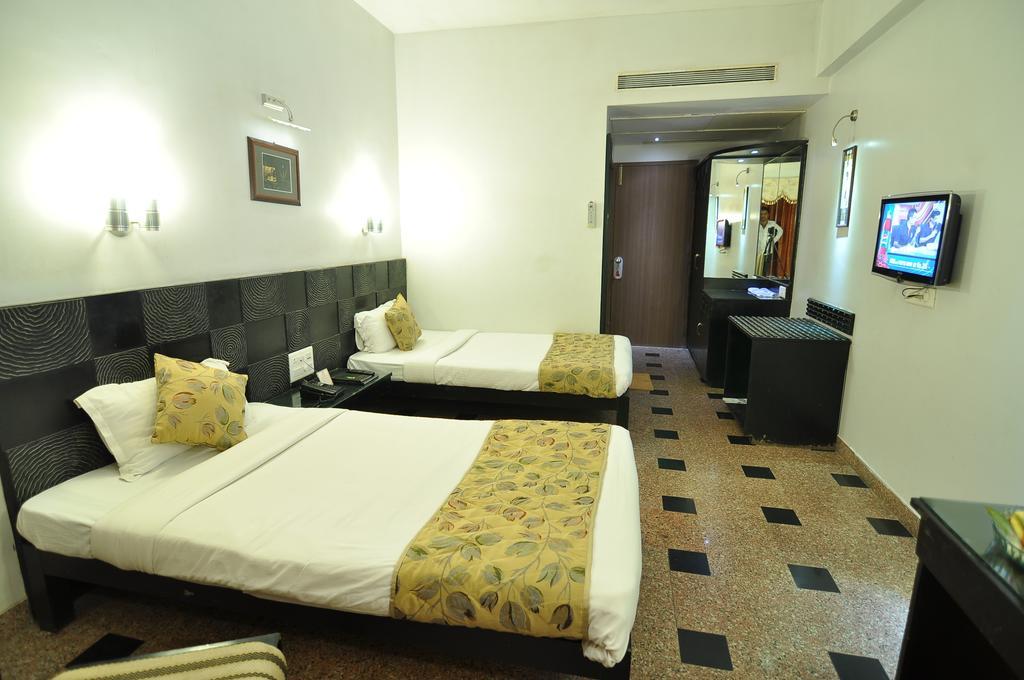Hotel Venkatesh International Raipur  Bilik gambar